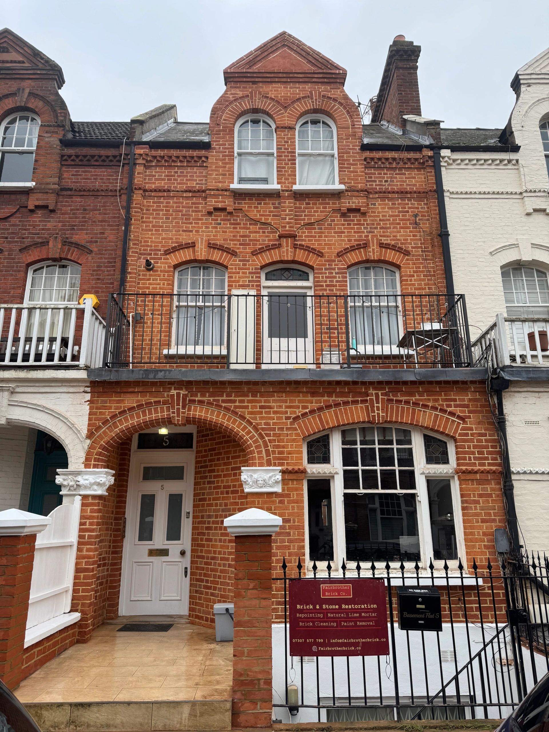 Paint removal in Kensington - Brick repair experts / Fairbrother Brick Co Ltd  