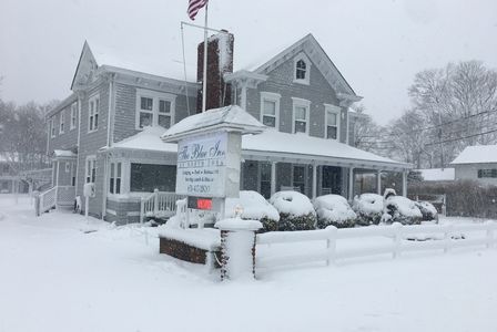 Main house is open all year round. 