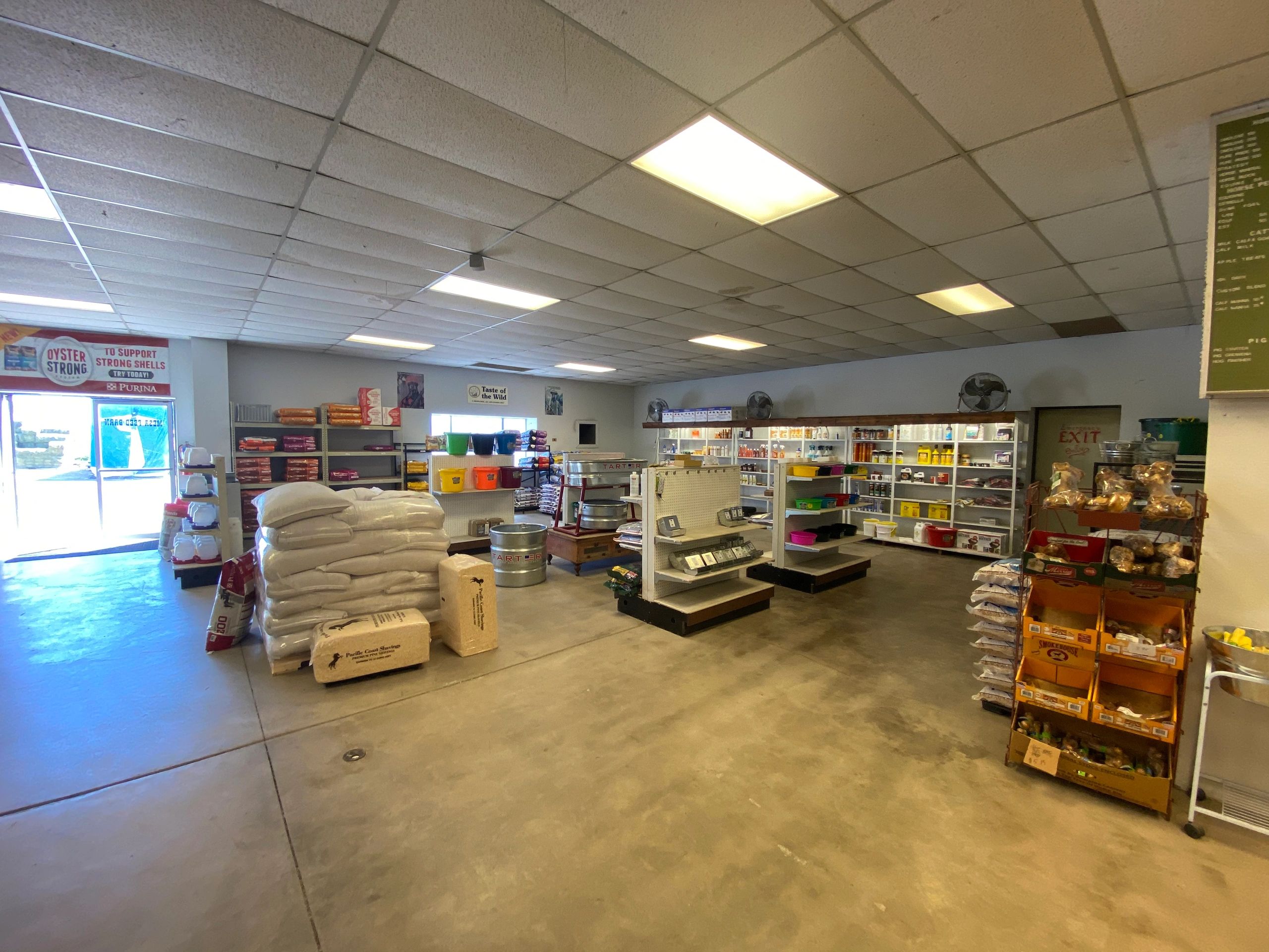 Mesa Feed Barn Chickens, Bird Food, Chickens, Chicken Coop