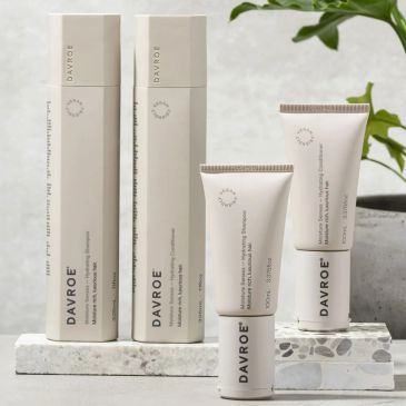 The Davroe Scalp Remedy and Scalp Remedy Spa is formulated to soothe sensitive irritable and hydrate