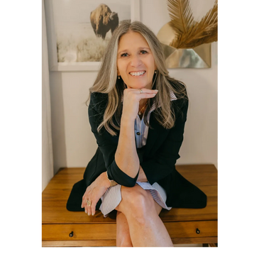 Susan Co-host
Lives in Colorado
Born in Canada
Psychology/Public Relations