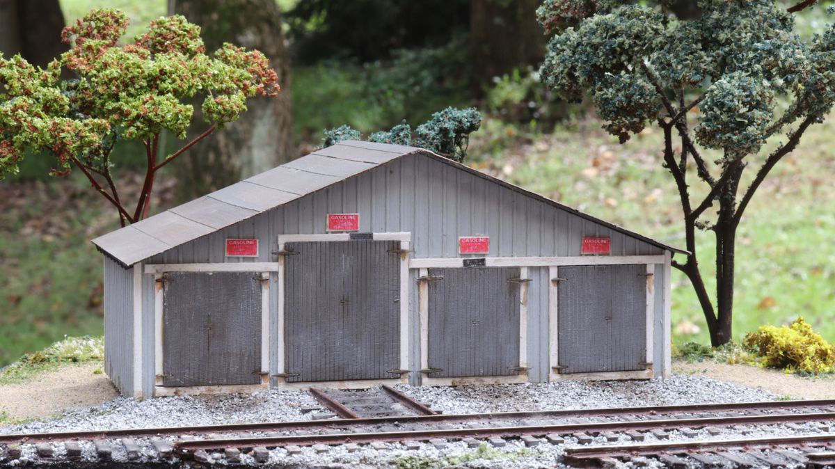HO Scale Railroad Buildings