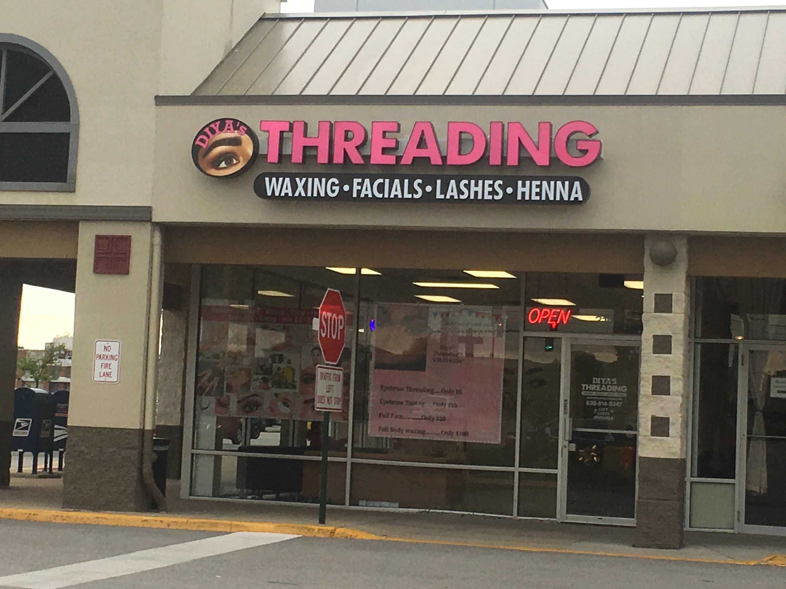 Diya’s Threading & Waxing