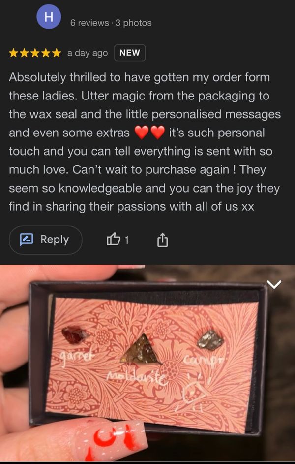 Five star review for portal leith with a photo of the customer holding the box with the stones 