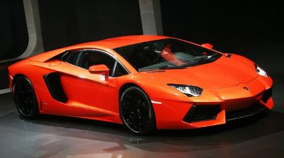 Lamboghini Aventador orange