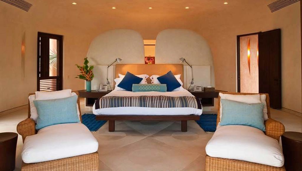 Capturing the beauty of the 1700 Sqf Main Bedroom at Casa Millas