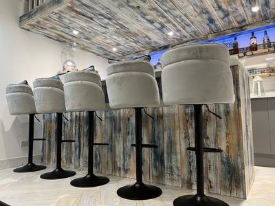 bar stalls to home bar