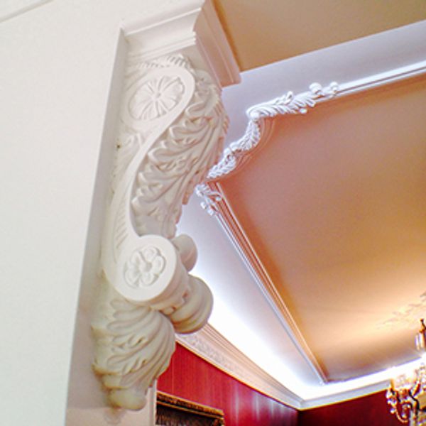 an ornate ceiling in a room