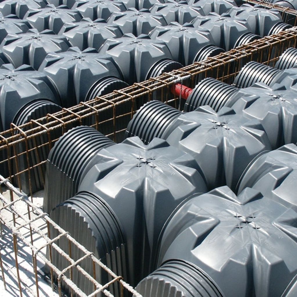 ドーム状に支えられたコンクリート二重床