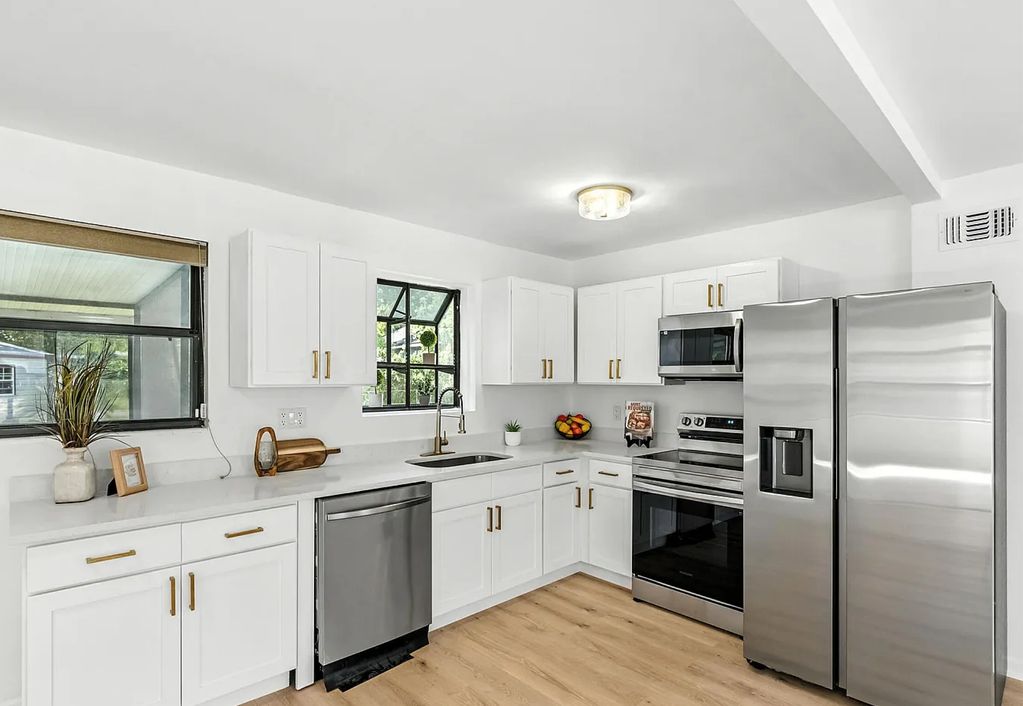 Corner Kitchen Option