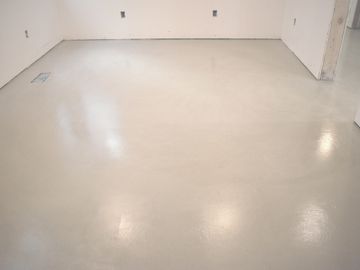Natural gray interior floor