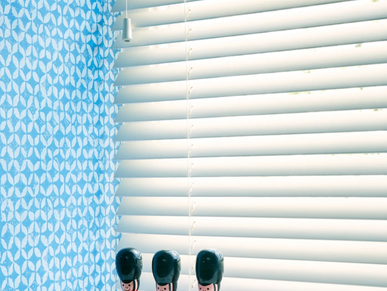 Venetian blind showing open / close control 