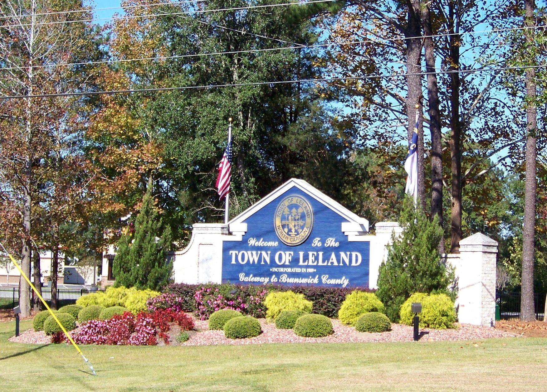 Welcome sign for the Town of Leland, North Carolina.
