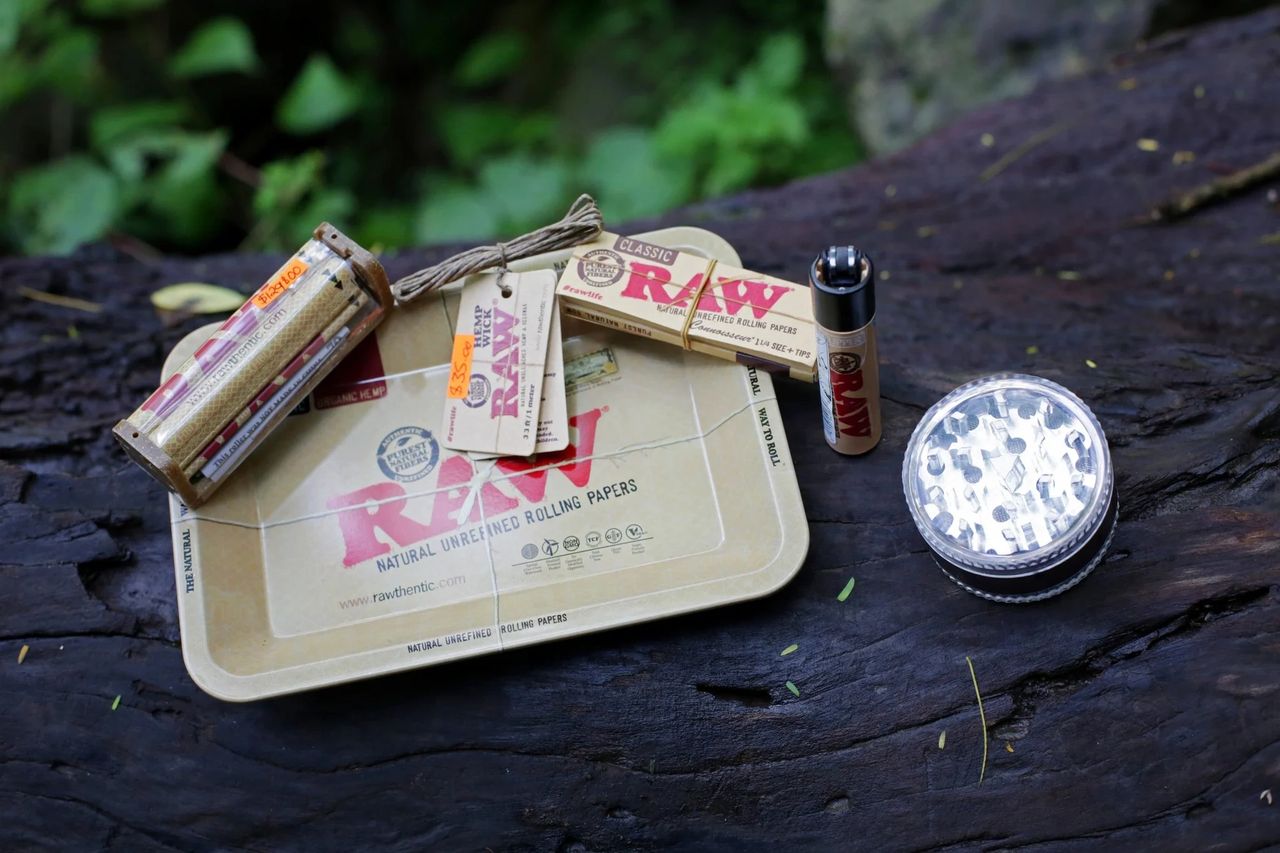 Elevate Your Smoking Experience with Essentials from 365 Reloaded