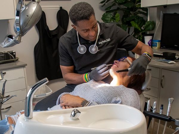 Dr. Greg Pedro treating a patient with BTL's EMFACE device.  Emface is good with