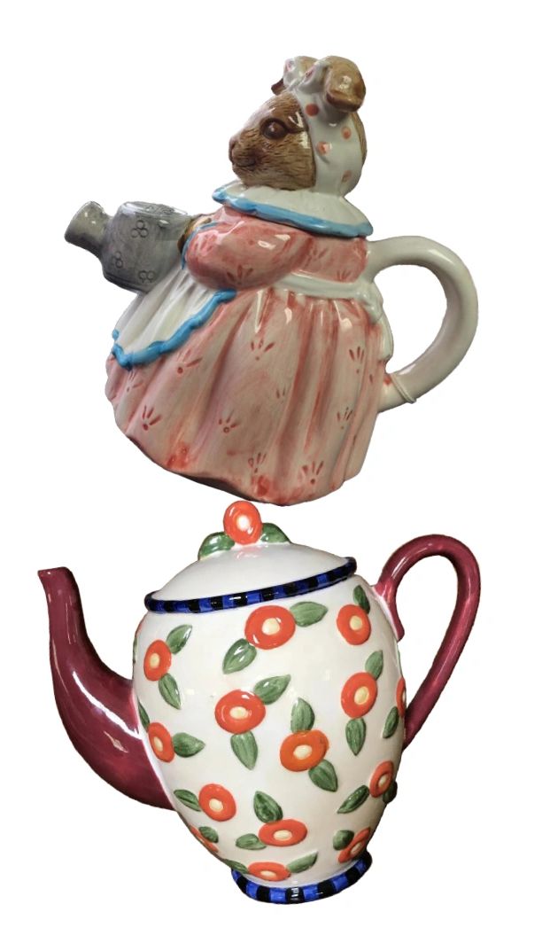 Alice in Wonderland Teapot - Tea and Whimsey