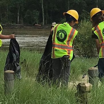 We work with land managers, local governments, and others to promote the health of the Big Thicket.