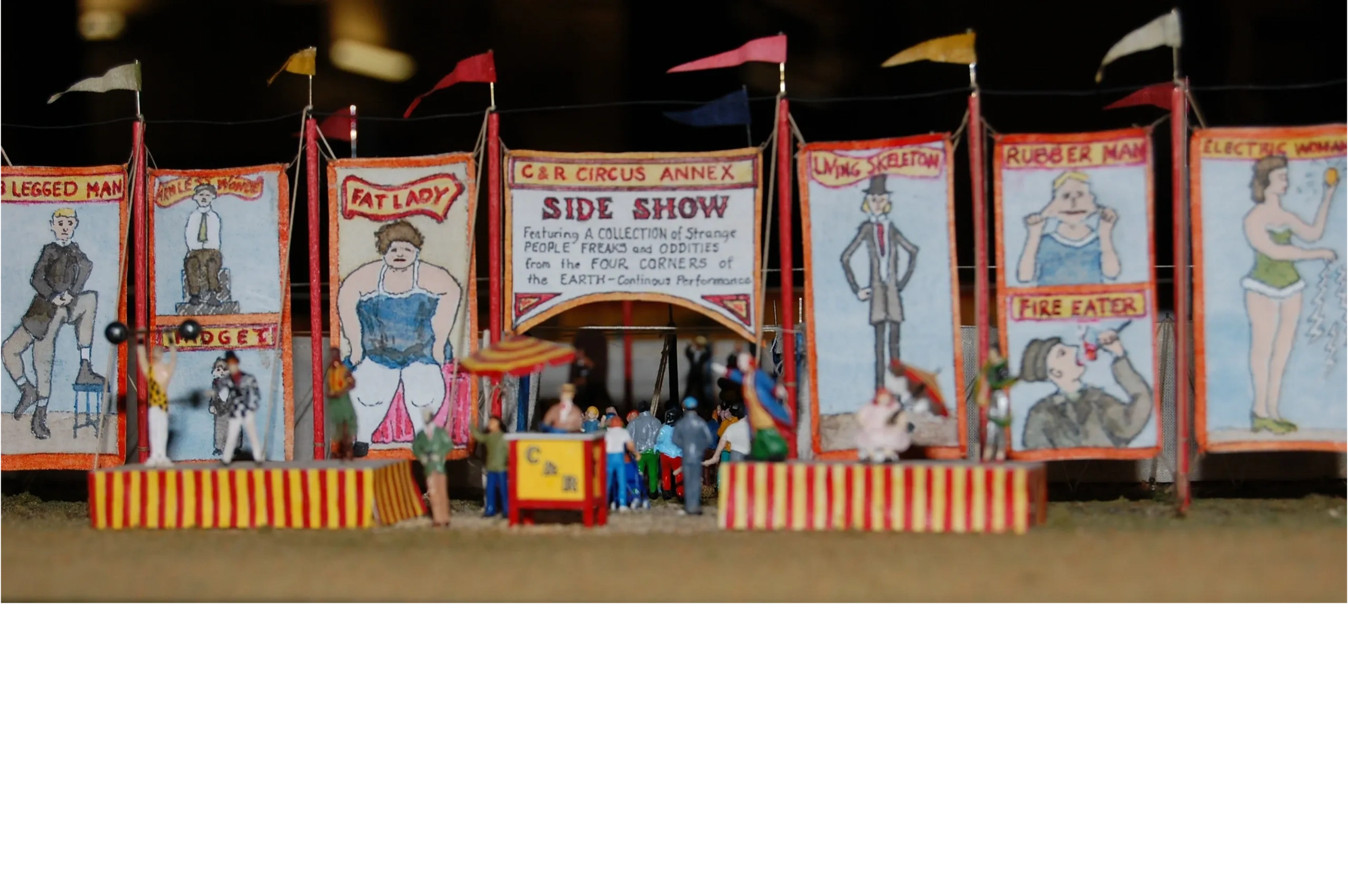 C & R Circus Products in Miniature - Model Circus Wagons