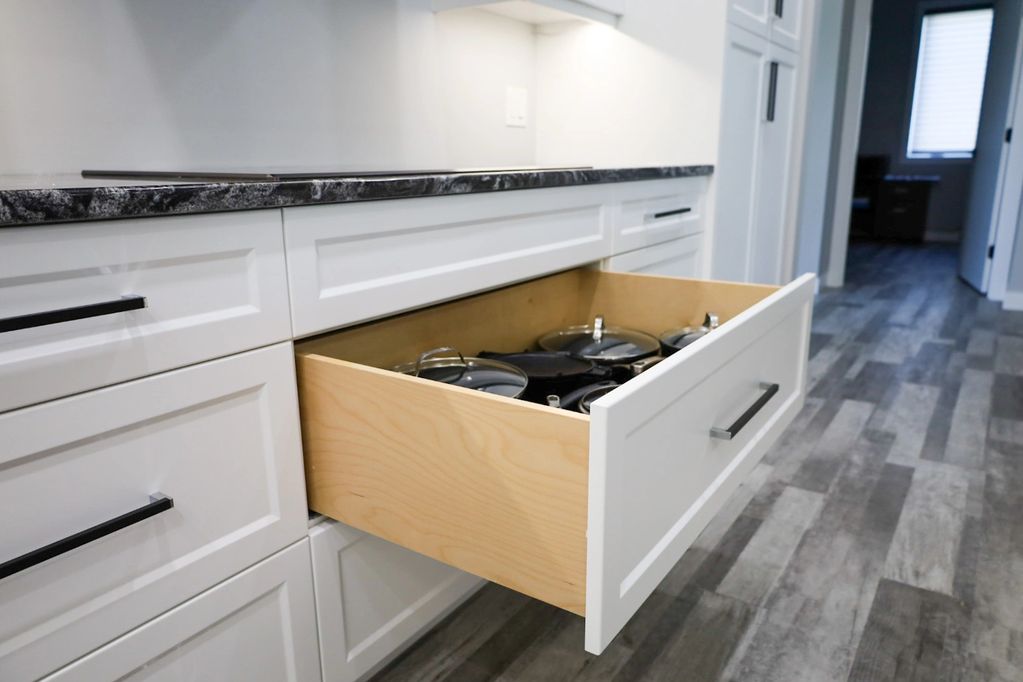 KITCHEN INSPIRATION
WINNIPEG HOME BUILDER