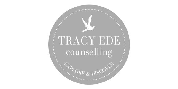 Grey logo for Tracy Ede Counselling