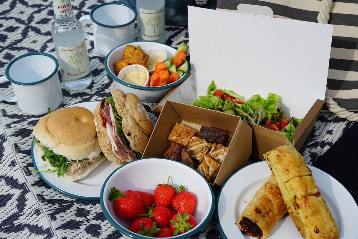 The Wandering Picnic for 2