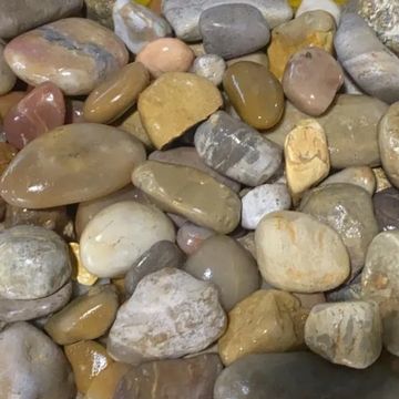 Beautiful Large River Rock (1 Cubic Yard) - Kentucky Lawn Care