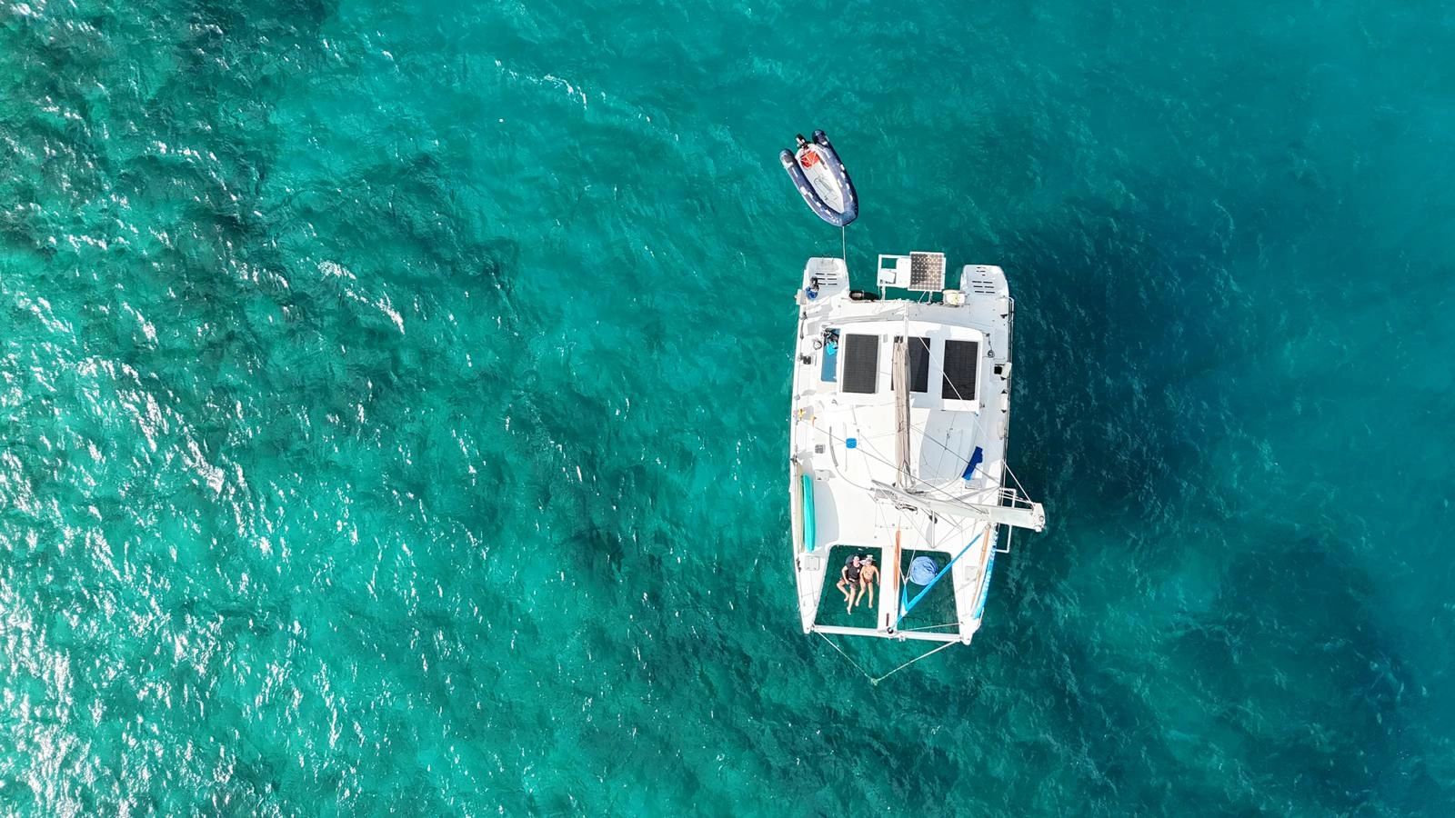 Catamaran Venezia 42 for all-inclusive sailing packages for adventure seekers in Panama, Caribbean.
