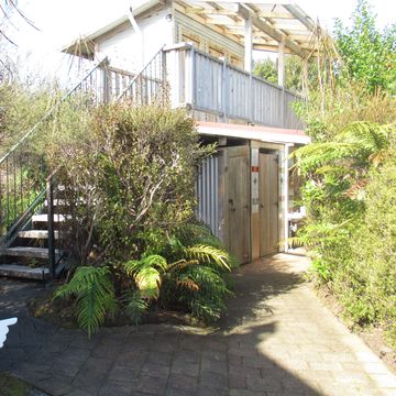 Mountain view Hutt: amenities for you...