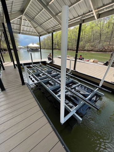 Float Air floating boat lift in Spring City, TN