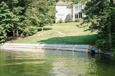 Redi-Rock Sea Wall in Possom Creek in Soddy Daisy, TN