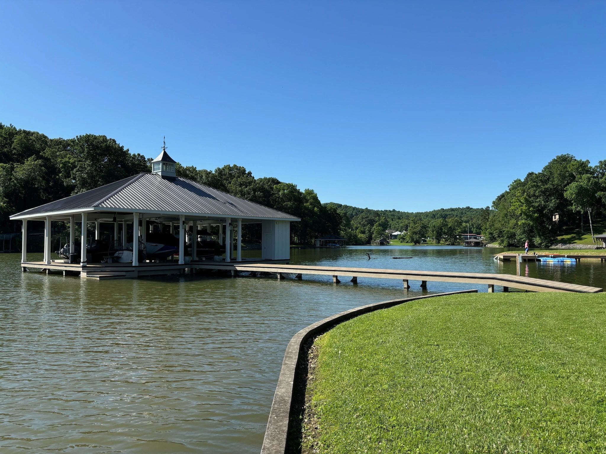 Custom Stationary Dock Builder on Watts Bar Lake
