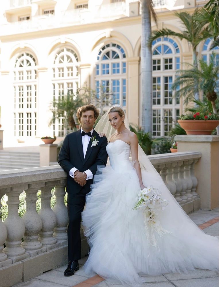 Bradley & Chandler - Ritz Carlton, Naples, FL


Photographer:  Sydneytobinphoto