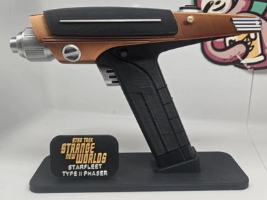SNW Starfleet gear, cosplay, and replica props