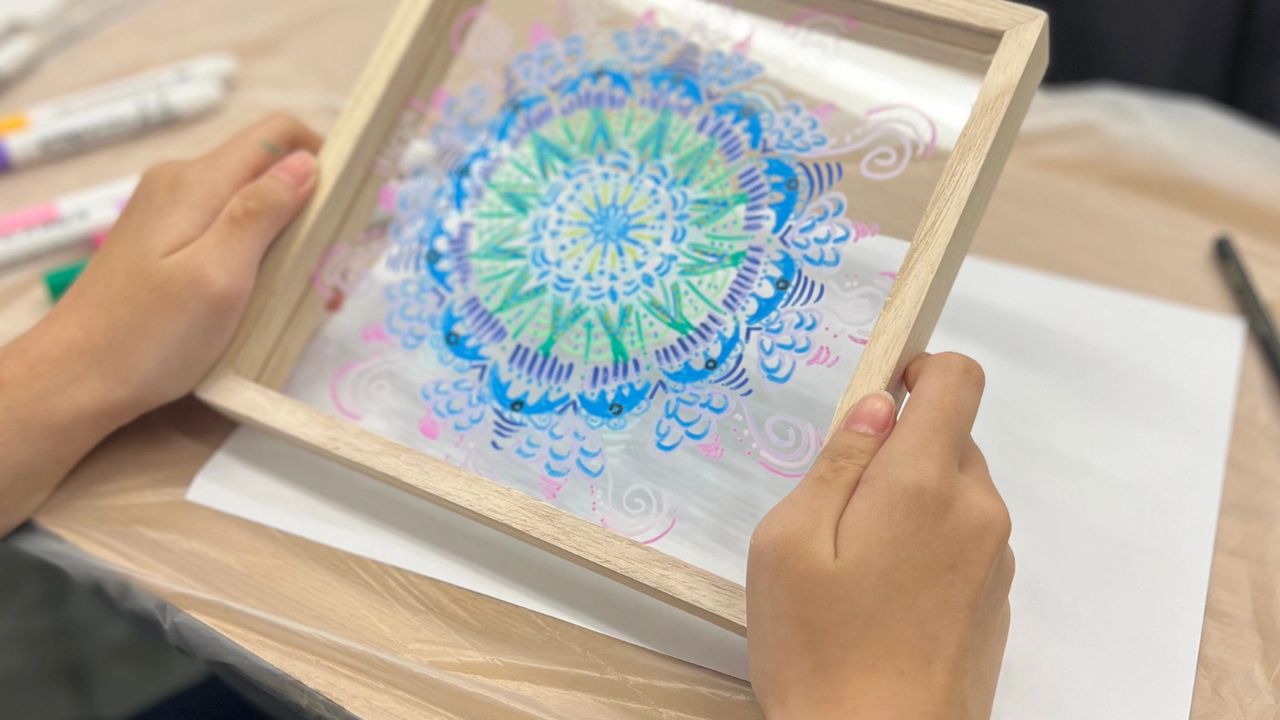 療癒曼陀羅】為什麼繪畫曼陀羅能放鬆壓力、舒緩情緒？｜ 減壓活動｜靜觀藝術工作坊體驗