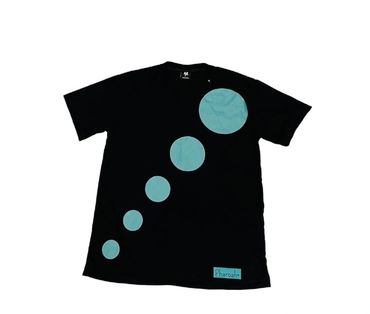 Crop Circle Tshirt. Black Tshirt w/Teal Circles acending top left to bottom right.
100% Cotton