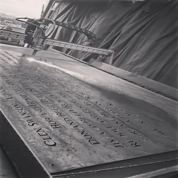 Large signs and projects are no problem!