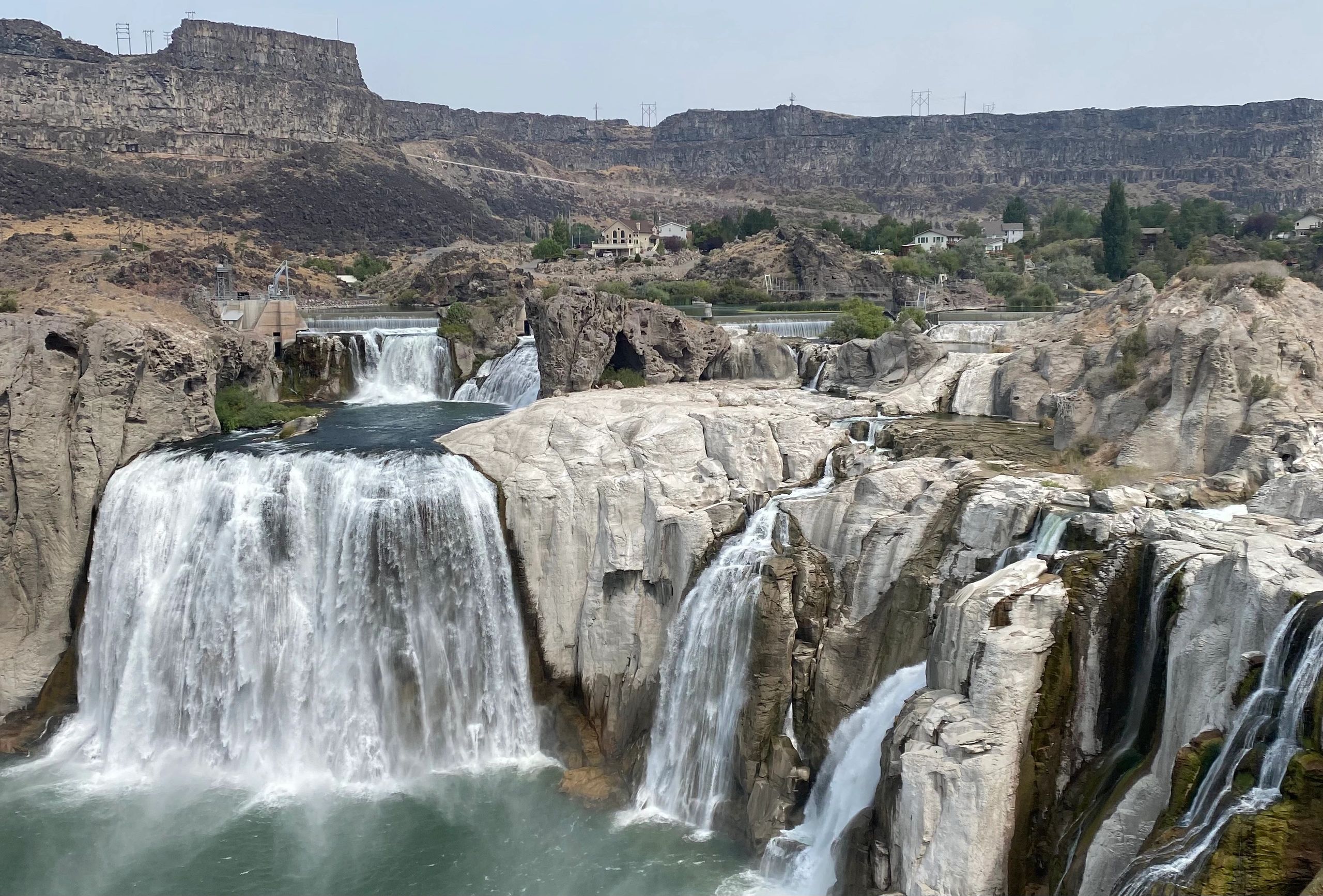 The Roeland Home Bed & Breakfast, Canyon Views on the Veranda