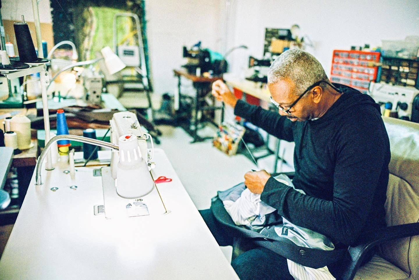 WARDROBE CLINIC LLC Alterations, Tailor, Seamstress