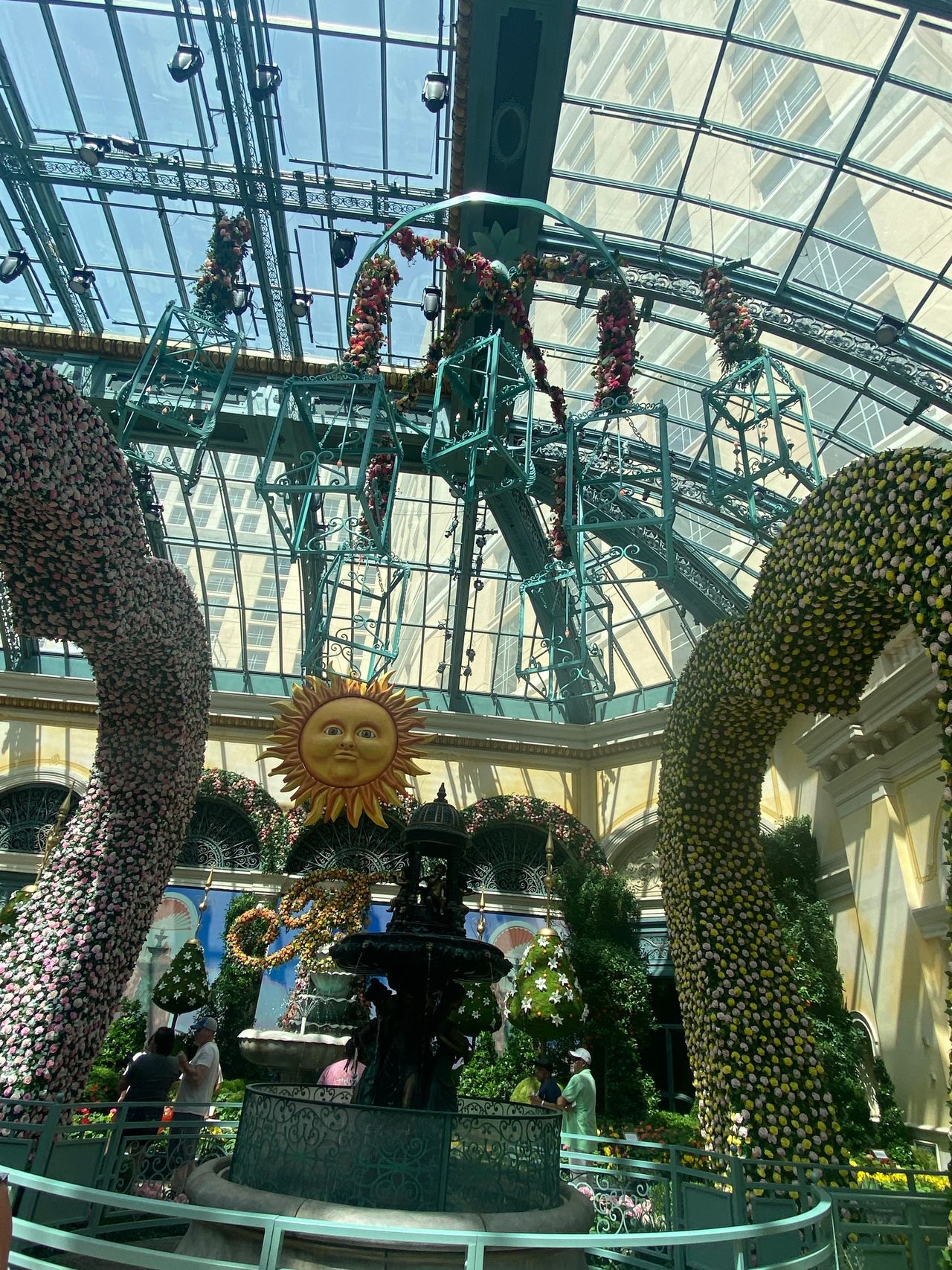 Behind the Scenes of Bellagio's Gardens