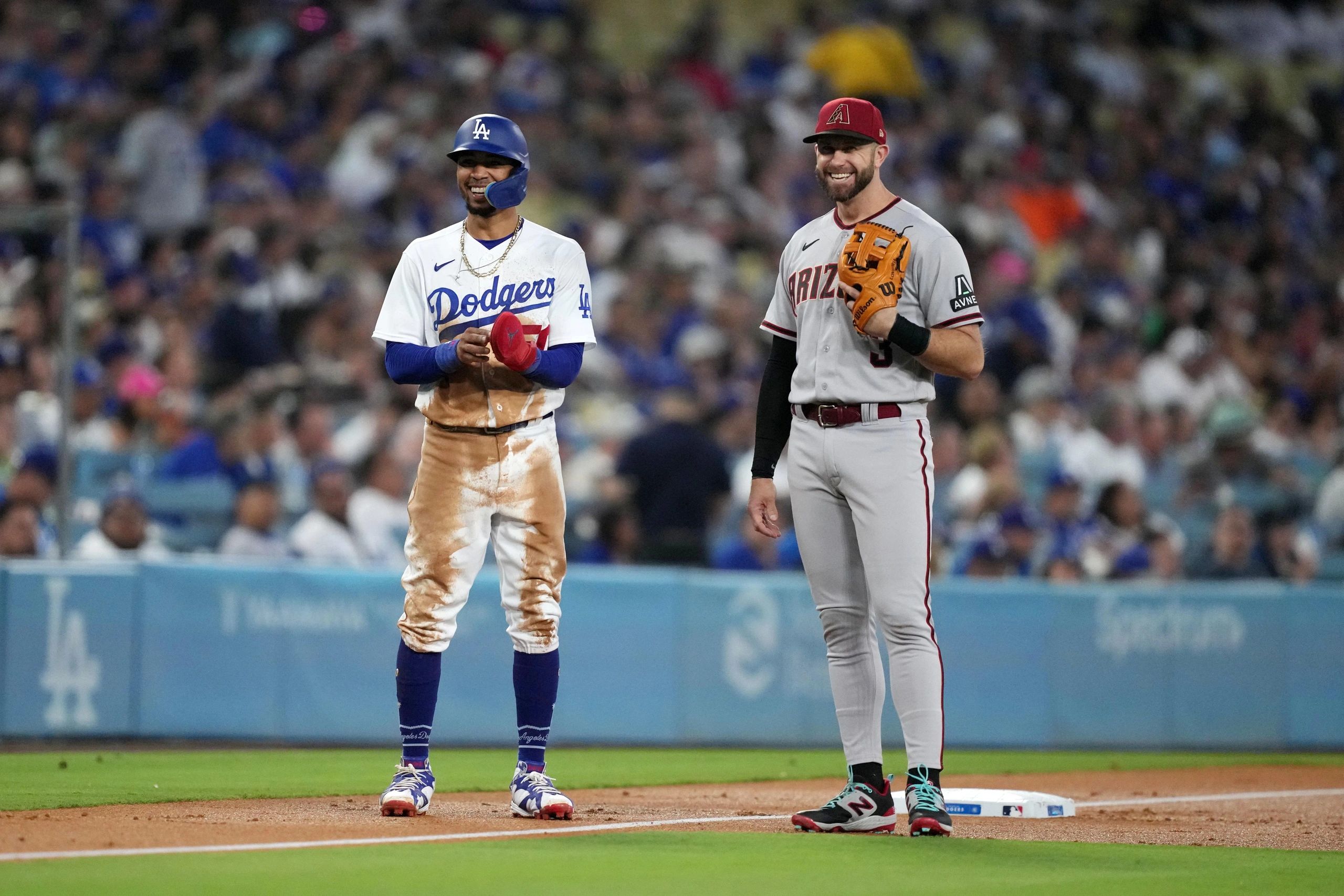 David Peralta has his 'Welcome to the Dodgers' moment