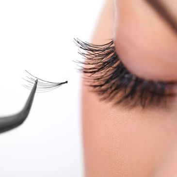 Luxurious Lashes - Lash Extentions, Lash Boutique