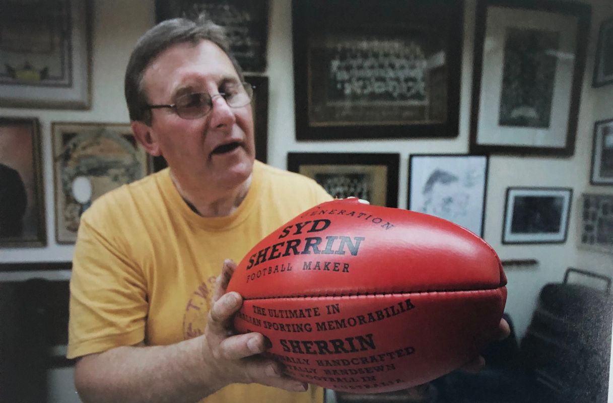 //img1.wsimg.com/isteam/ip/a3d4e7b3-24de-4b25-a49f-056d3b022950/Syd%20footy.jpeg/:/rs=w:1300,h:800