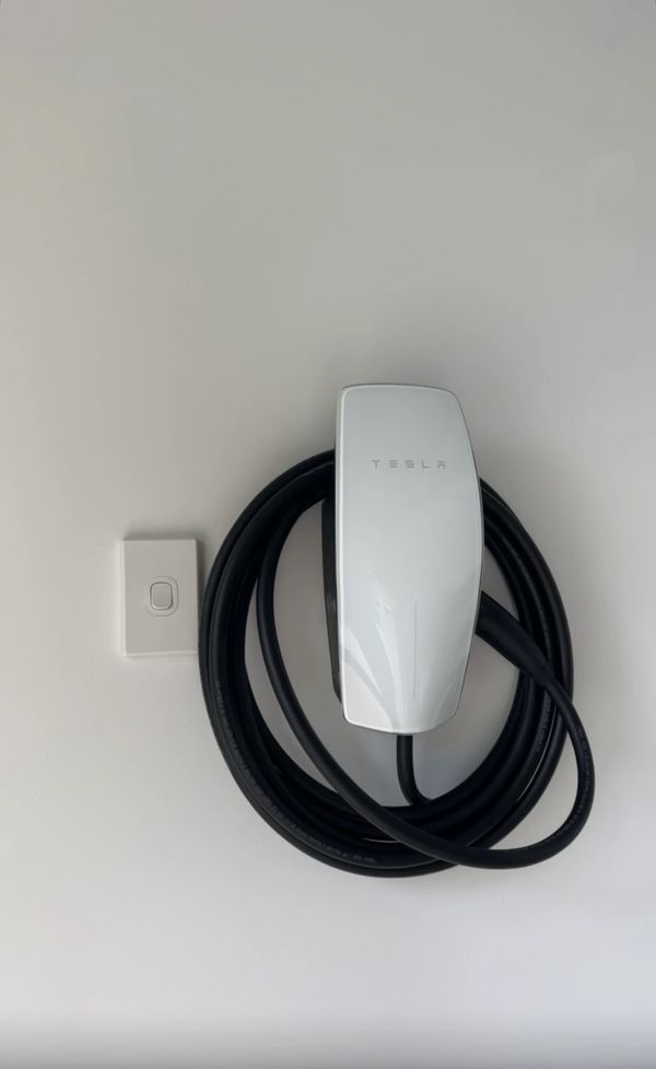 Tesla charger installation gold coast electrician advanced electrics