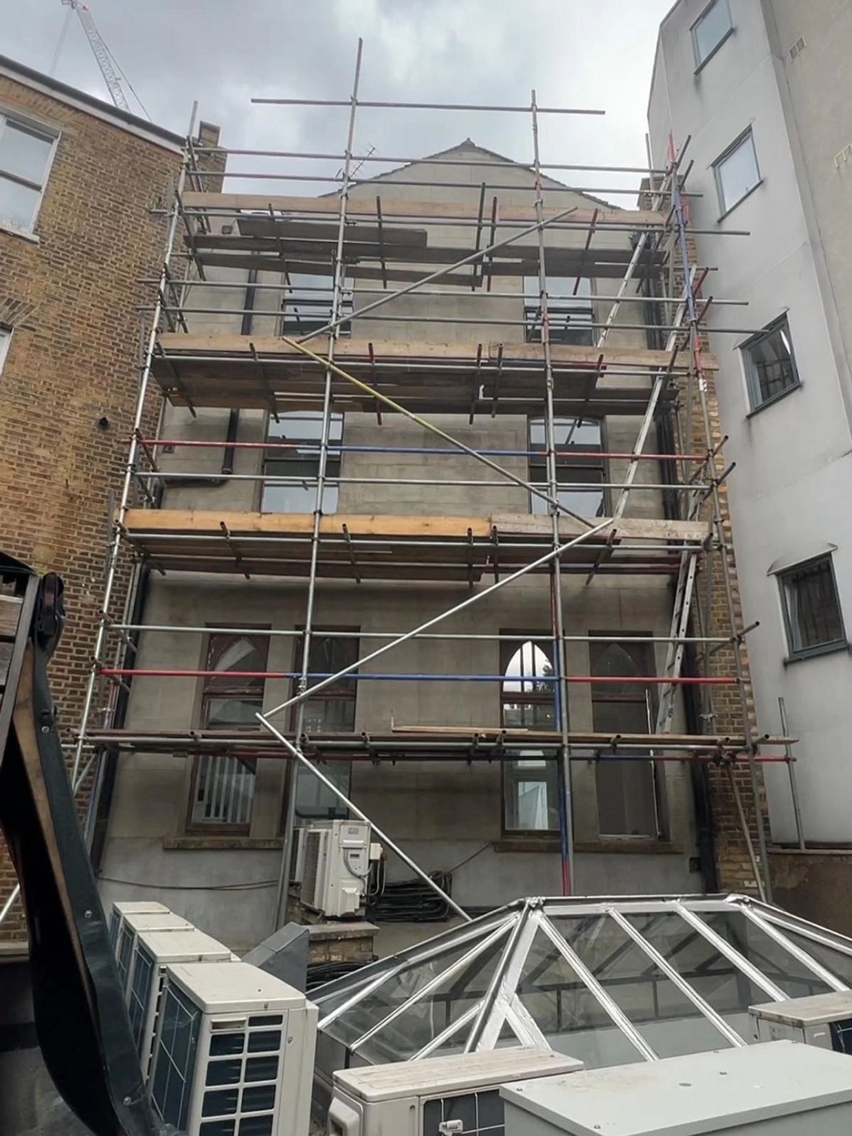 Scaffolding in Islington, Roof Repair, Quick Scaffold Hire, Scaffold Tower Hire