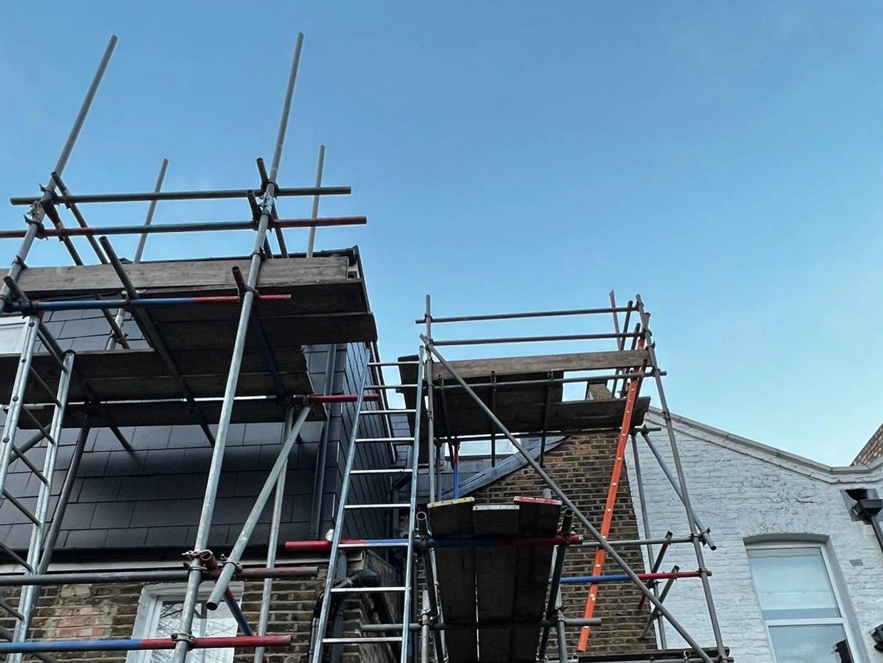 Scaffold hire Stoke Newington, Scaffold tower hire, scaffold hire, roof repair, handyman