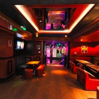 Zoo Bar is a perfect location for a twerk, chair dance or burlesque themed hen party in London 