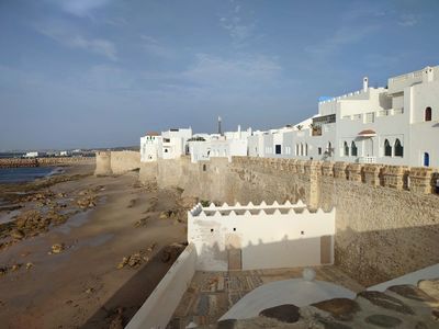 La costa de Marruecos nos sorprenderá en este viaje en moto