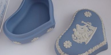 Vintage Wedgwood heart-shaped trinket box.