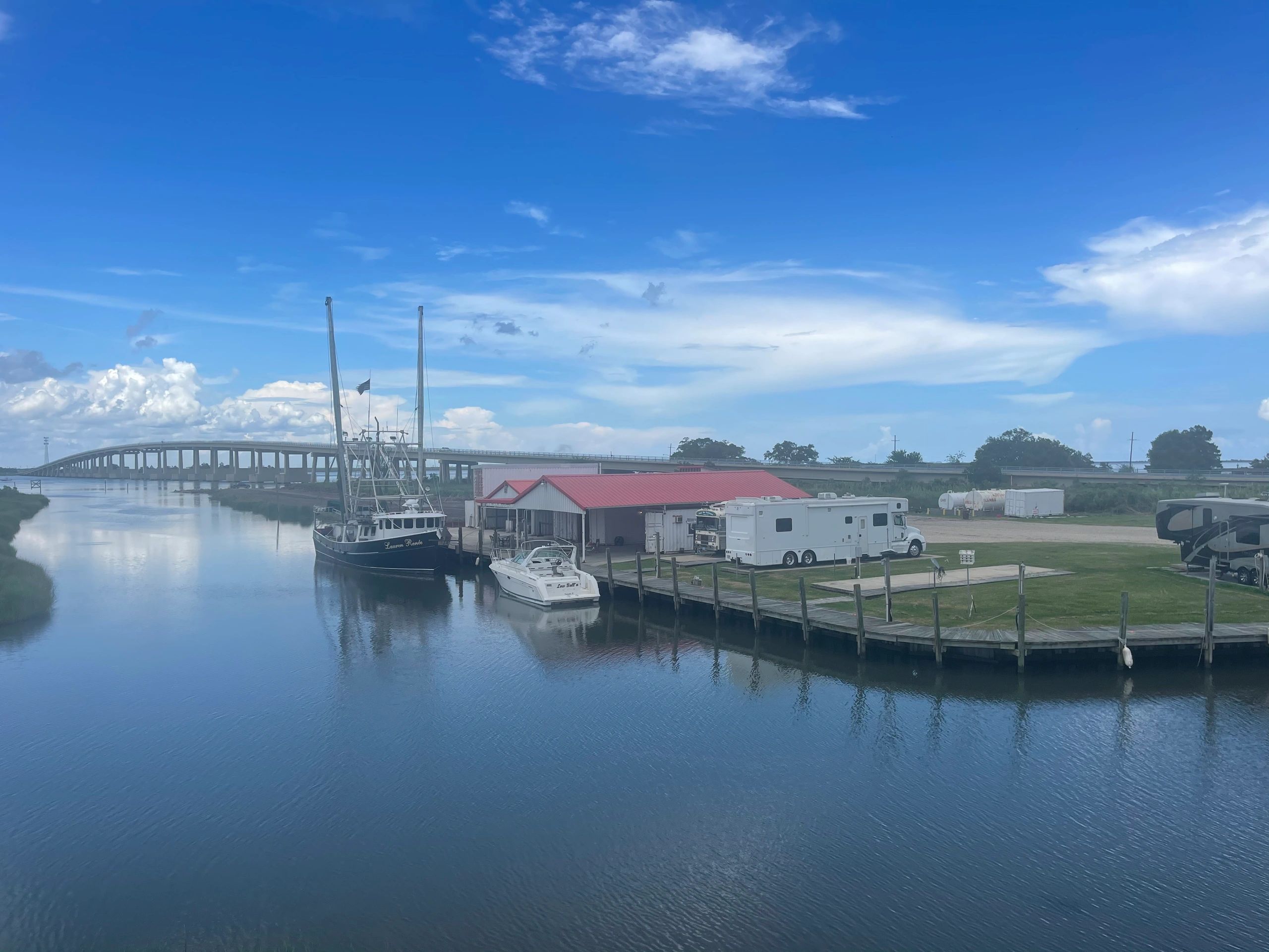 Contact Pelican Pointe Marina