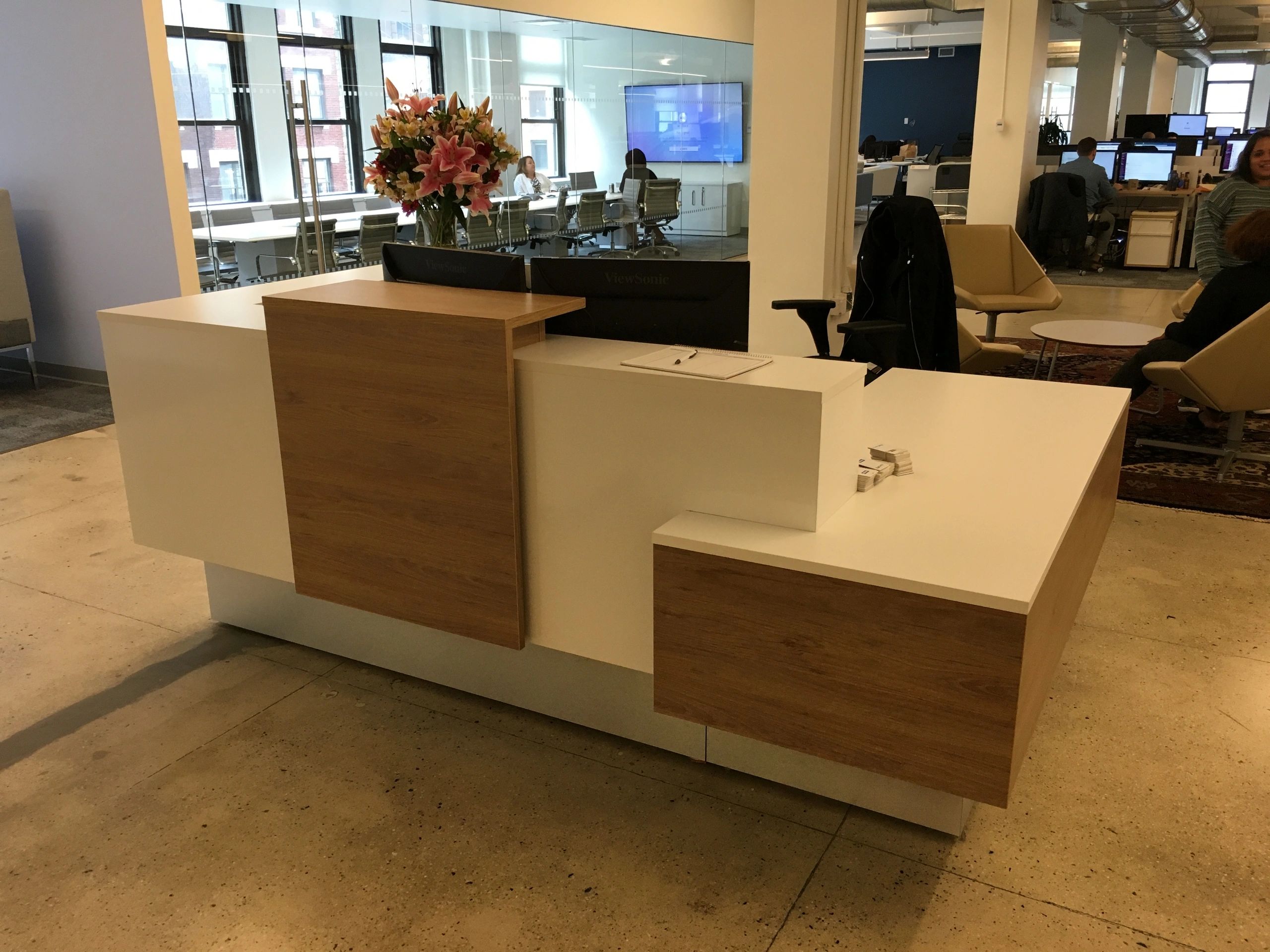 K Offices - Modern Lobby Furniture, Office Reception Furniture, image size:2560x1920